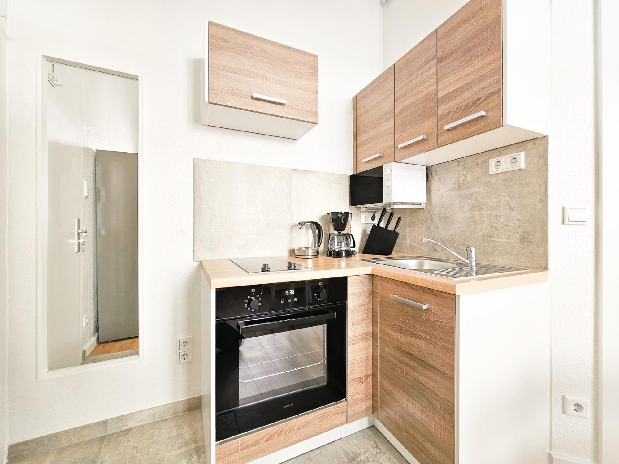Raj Living - Studio Wohnungen - 15 Min Zur Messe Dus Дюссельдорф Екстер'єр фото